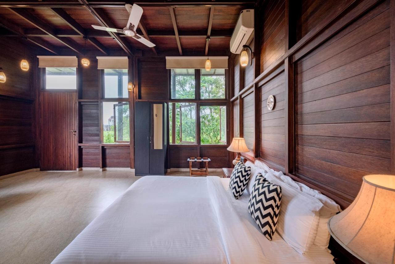 Saffronstays Boulevard Loghouse - A Wooden Chalet Amidst Nature Karli Экстерьер фото